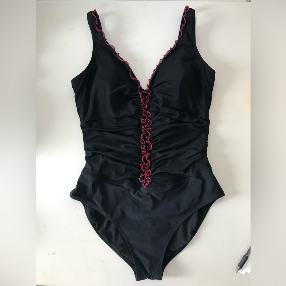 Profile by Gottex Swimwear, Women’s One-Piece Ruched Swimsuit, Black Red, Size14